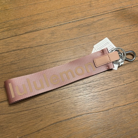 Lululemon Never Lost Keychain - Picture 3 of 3